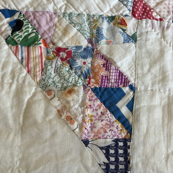 Vintage Americana Hand Quilted Patchwork Star Quilt - Multicolor - Picture 8 of 14